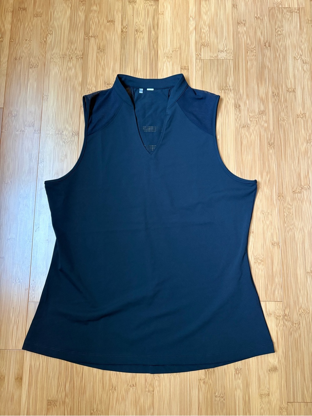Under Armour V-Neck Mesh Accent Top - NWOT